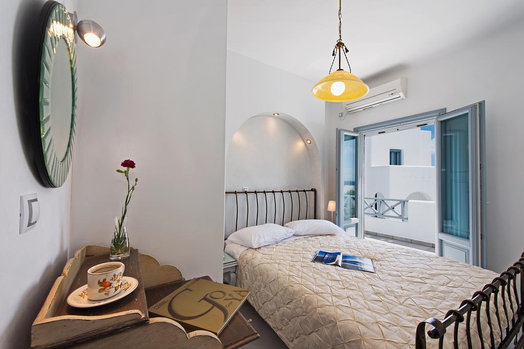 Felicity Luxury Villas Kamári Rum bild