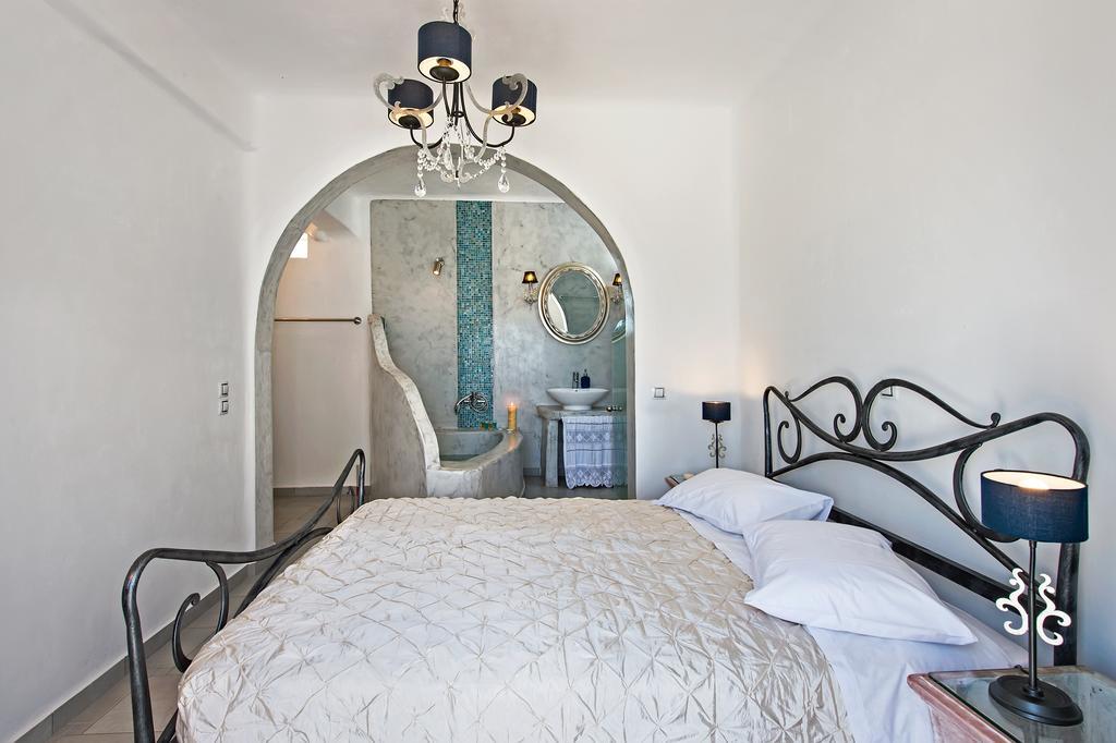 Felicity Luxury Villas Kamári Rum bild